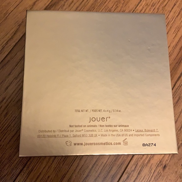 Joyed Lucky & Luminous creme highlighter Palette - Picture 3 of 4